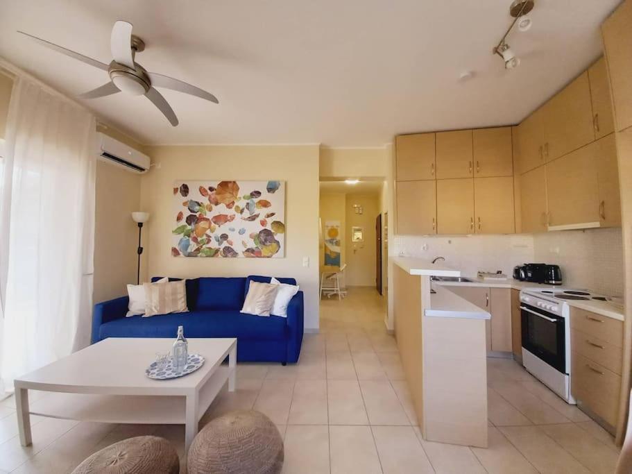 شقة Blue -Spacious 1Bdr Corner Flat/Balcony/View أثينا المظهر الخارجي الصورة
